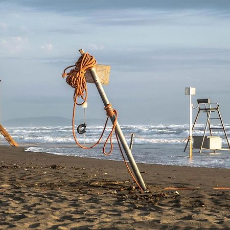 Liberius A Soli 100M Dal Mare مارينا دي كاستانييتو كاردوتشي المظهر الخارجي الصورة